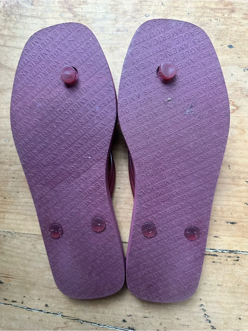 American Eagle Outfitters Maroon Flip Flop Sandals